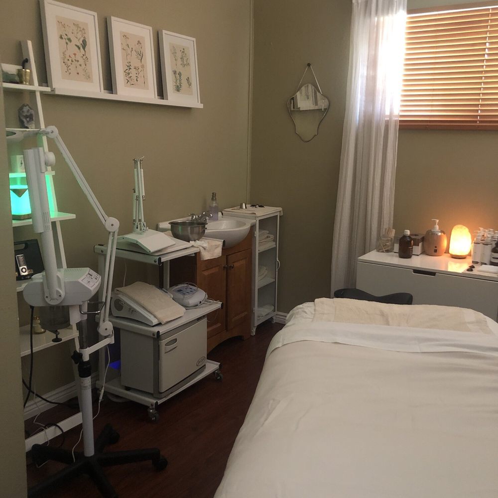 Sesen Skin Body Wellness - Private treatment room - Skin Care Near Me - Denver, Colorado
