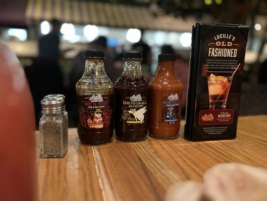 Lucille's Smokehouse Bar-B-Que by null