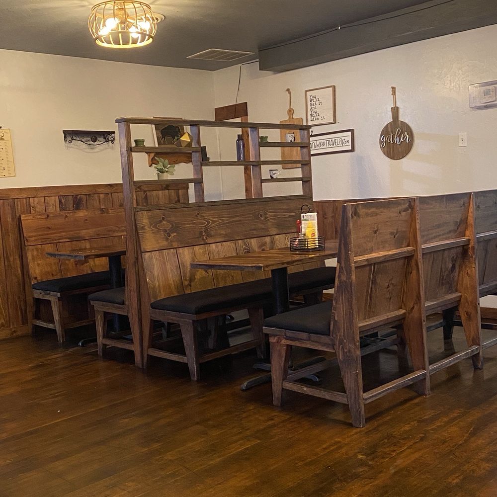 Isabella's Pizza - Interior - Italian Near Me - Newcastle, Wyoming Isabella's Pizza - Interior - Italian Near Me - Newcastle, Wyoming
