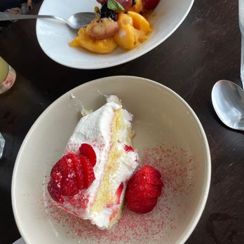 The Magpie - Peach sorbet & strawberry shortcake. - New American Near Me - San Antonio, Texas The Magpie - Peach sorbet & strawberry shortcake. - New American Near Me - San Antonio, Texas