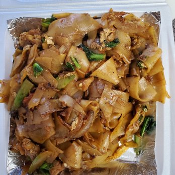 J's Thai Express - A lot of noodles...Pad See Ew - Thai Near Me - Montebello, California