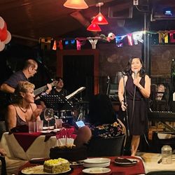 Encore - Armi Grano and the Viva Jazz Trio!