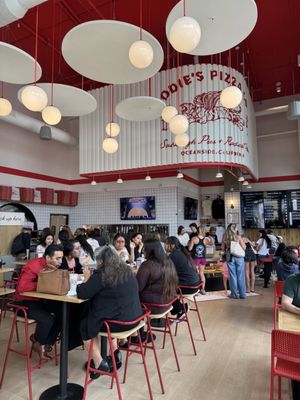Odie's Pizza Co by null
