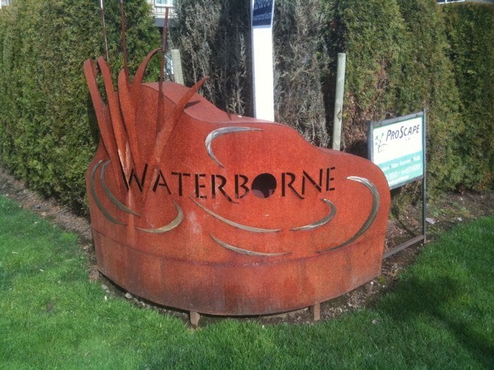 THE WATERBORNE APARTMENTS Updated August 2024 1301 SE Miller St