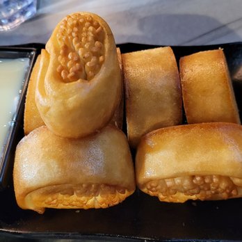 19 GOLD - Fried Buns with Condensed Milk - Taiwanese Near Me - Seattle, Washington