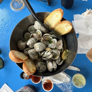 Hooked Up Seafood - LARGE order of steamers - Seafood Near Me - Wildwood, New Jersey