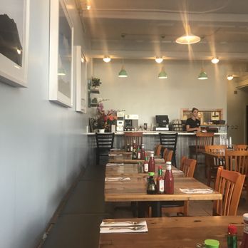 Moke’s Bread And Breakfast - Nice and spacious - Breakfast & Brunch Near Me - Honolulu, Hawaii Moke’s Bread And Breakfast - Nice and spacious - Breakfast & Brunch Near Me - Honolulu, Hawaii