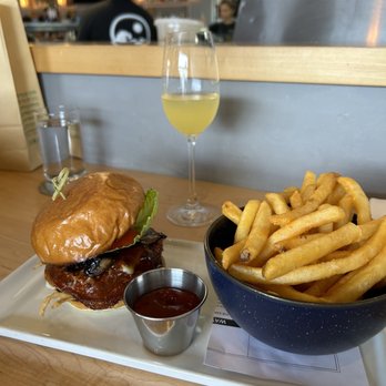 Nami Kaze - Teriyaki Ahi Burger - Japanese Near Me - Honolulu, Hawaii