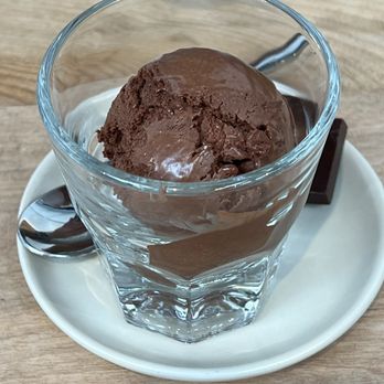 Spinnaker Chocolate - The vegan chocolate sorbetto. The flavor was intense and rich. And comes with a square of chocolate. - Chocolatiers & Shops Near Me - Seattle, Washington Spinnaker Chocolate - The vegan chocolate sorbetto. The flavor was intense and rich. And comes with a square of chocolate. - Chocolatiers & Shops Near Me - Seattle, Washington