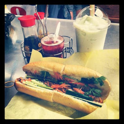 Than Huu Sandwich by null