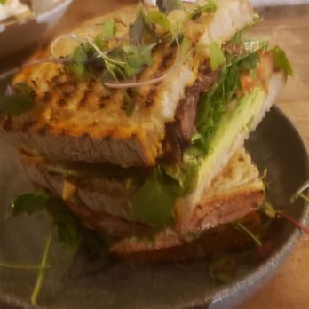 Blueys Kitchen - Skirt steak sandwich - Cafes Near Me - Santa Monica, California