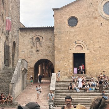 Walkabout - San Gimignano - Tours Near Me - Florence, FI