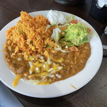 Emiliano's Mexican Cuisine - Side plate for fajitas. - Mexican Near Me - Olathe, Kansas Emiliano's Mexican Cuisine - Side plate for fajitas. - Mexican Near Me - Olathe, Kansas