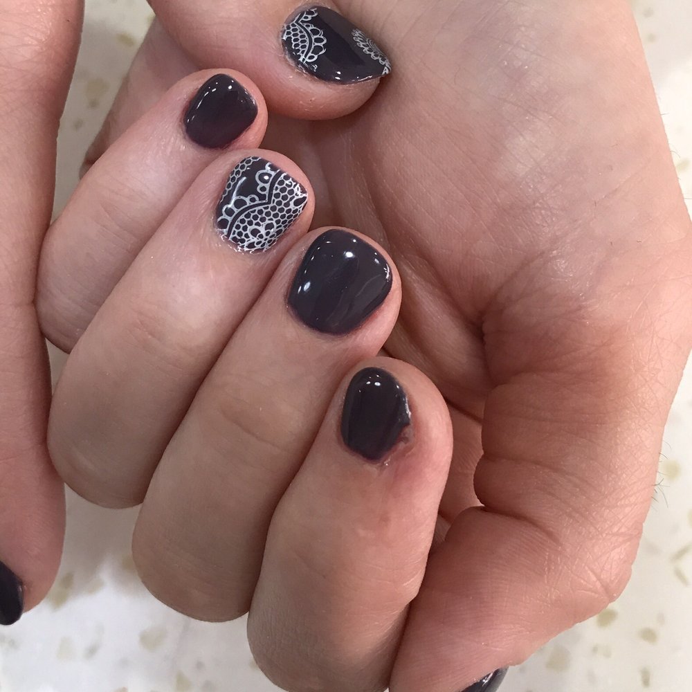 Indulge Nail Studio - Nails by Heather - Nail Salons Near Me - Philadelphia, Pennsylvania