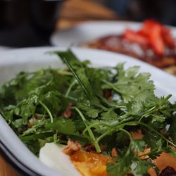 F T G - Avocado toast salad