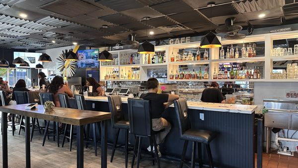 Day & Night Almeda 24HR Cafe by null