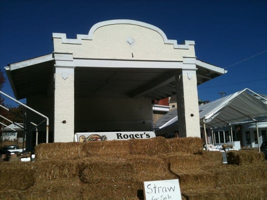 Roger's Produce by null