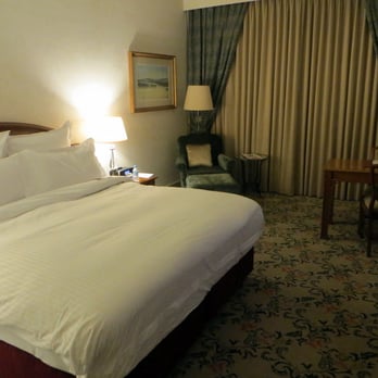 The Langham Melbourne - bedroom (room 1611) - Hotels Near Me - Melbourne, VIC