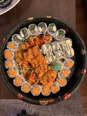 Kawa Ramen and Sushi 川ラーメンと寿司 | East Side by null