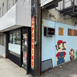 Brooklyn Game Shack - Mural outside