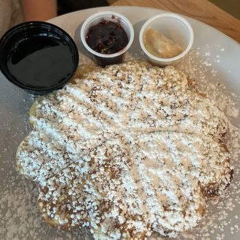 The Table - Chicken and Vaffel Breakfast - Cafes Near Me - Harrisburg, Pennsylvania