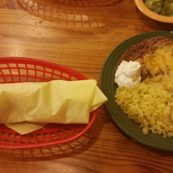 El Tapatio - The tortillas and fajita toppings - Mexican Near Me - Payson, Utah