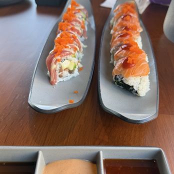 ZX Sushi - Lake Michigan Roll (8pcs) - Sushi Bars Near Me - Milwaukee, Wisconsin ZX Sushi - Lake Michigan Roll (8pcs) - Sushi Bars Near Me - Milwaukee, Wisconsin