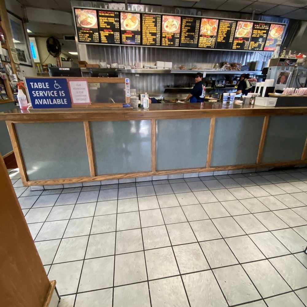 Pharo's Burgers - Counter - Burgers Near Me - Alhambra, California
