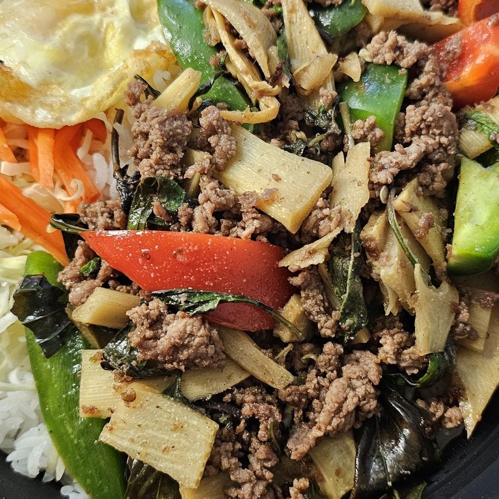 Pad gra pao with beef