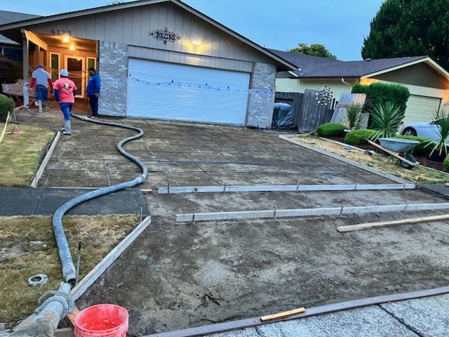 Slide of Duarte's Contracting & More