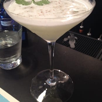Fishing With Dynamite - The cocktails are very well-crafted. - Seafood Near Me - Manhattan Beach, California