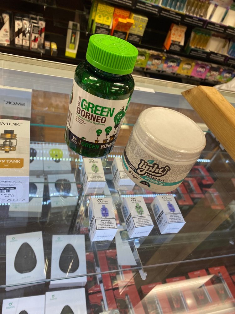 SMOKERS HIDEOUT Updated October 2024 63 Photos & 19 Reviews 6100 E Riverside Dr, Austin