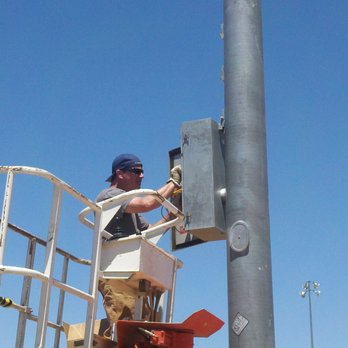 Raines Electric - Electricians Near Me - Victorville, California Raines Electric - Electricians Near Me - Victorville, California
