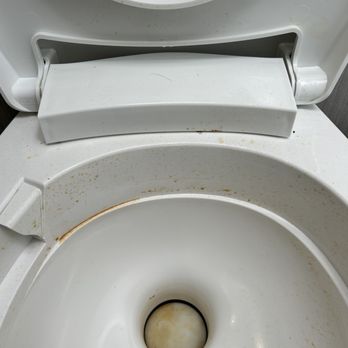 Pete's RV Center - Chesapeake - Staff members used out toilet and left it like this when we picked it up. - RV Dealers Near Me - Chesapeake, Virginia Pete's RV Center - Chesapeake - Staff members used out toilet and left it like this when we picked it up. - RV Dealers Near Me - Chesapeake, Virginia