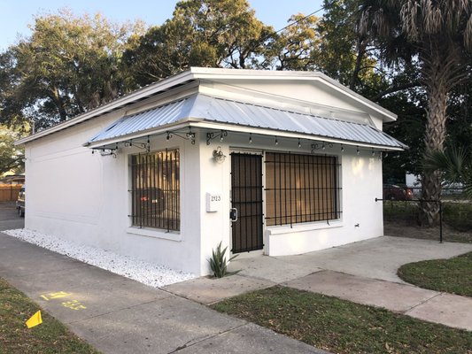 Black Radish Bodega by null