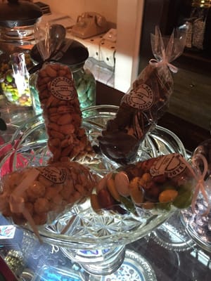 Meshur Bebek Badem Ezmesi by null