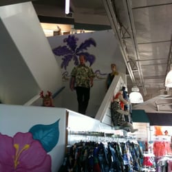 Maui Clothing Company Outlet