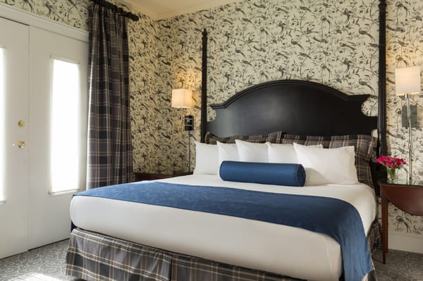 Saratoga Arms Hotel by null