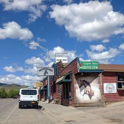 Outlaw Saloon - Outlaw from the street