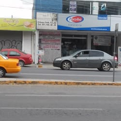 Clínica Samba - Fachada del lugar, junto a la tintoreria tacuba