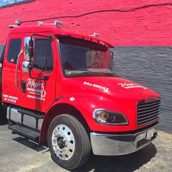 Magic’s Towing Service - Towing Near Me Magic’s Towing Service - Towing Near Me