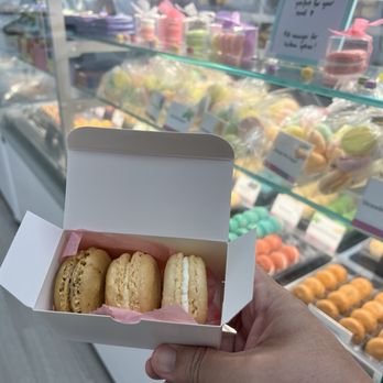 Le Macaron French Pastries - Coffee, coconut and vanilla - Coffee & Tea Near Me - Tustin, California