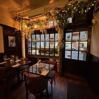 Two Point - Inside Two Point - Thai Near Me - London, XGL Two Point - Inside Two Point - Thai Near Me - London, XGL