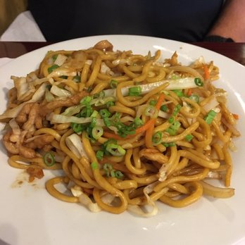 China Garden - Chicken Lo Mein. - Chinese Near Me - Belle Fourche, South Dakota