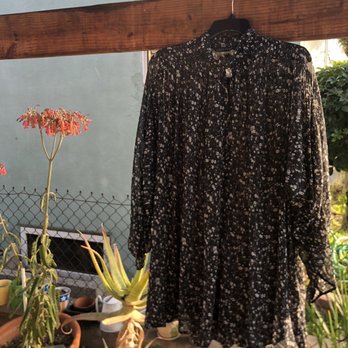 Tattered - Used, Vintage & Consignment Near Me - Long Beach, California Tattered - Used, Vintage & Consignment Near Me - Long Beach, California