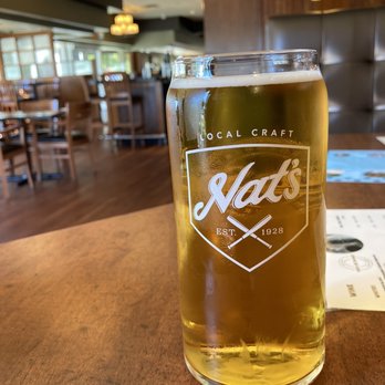 White Spot - Coquitlam - Beer - Breakfast & Brunch Near Me - Coquitlam, British Columbia