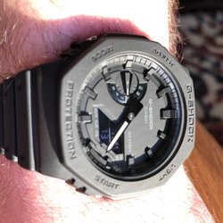 X-Press Watch and Jewellery Repair - One of the watches I've bought. Extremely hard to find and they found it for me!