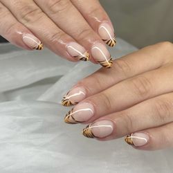 Mint Nail Lounge