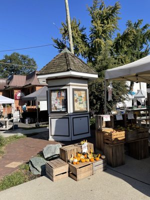 Palisades Farmers Market by null