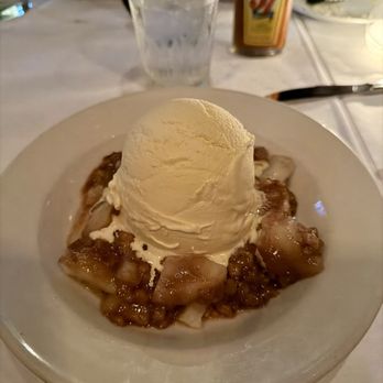 Joey D's Oak Room - Apple Pie a la Mode - Steakhouses Near Me - Atlanta, Georgia